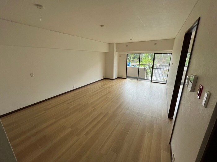 桃山台ｸﾞﾗﾝﾄﾞﾏﾝｼｮﾝＤ２棟(101)の物件内観写真