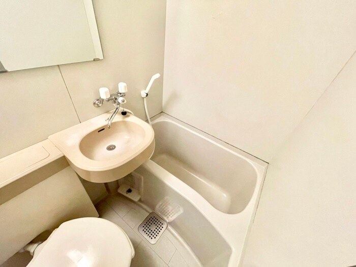 カレッジハウス奥井の物件内観写真