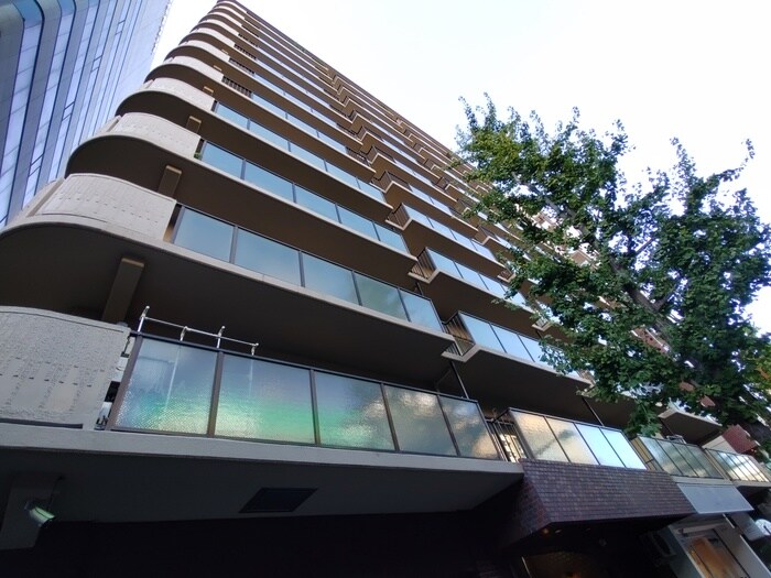 サンマンション江坂(602)の物件外観写真