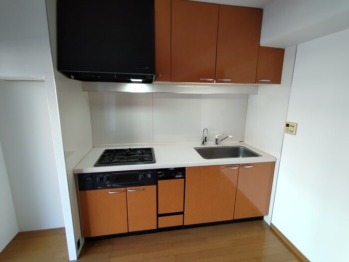 サンマンション江坂(602)の物件内観写真