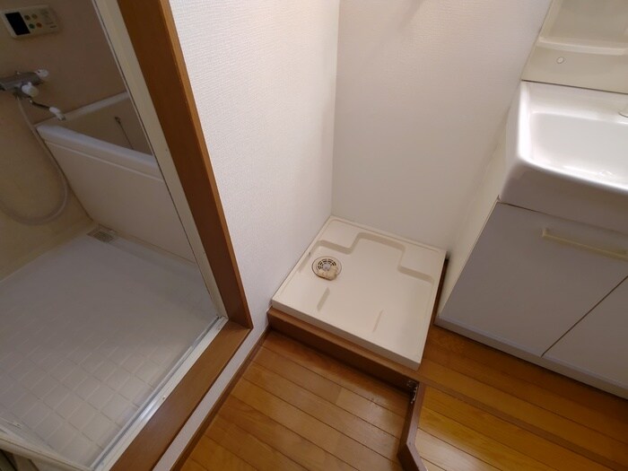 サンマンション江坂(602)の物件内観写真