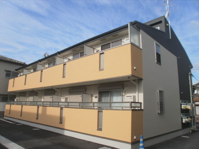 アバンツァ－トⅡの物件外観写真