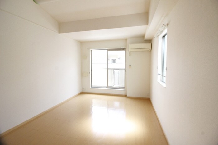 アバンツァ－トⅡの物件内観写真