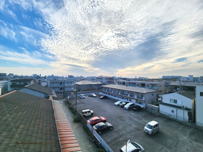 ウェルスクエア豊中服部の物件内観写真