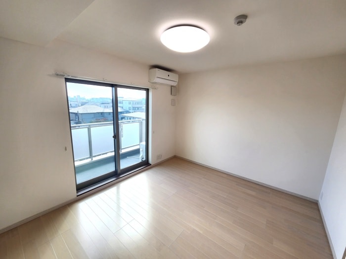 ウェルスクエア豊中服部の物件内観写真