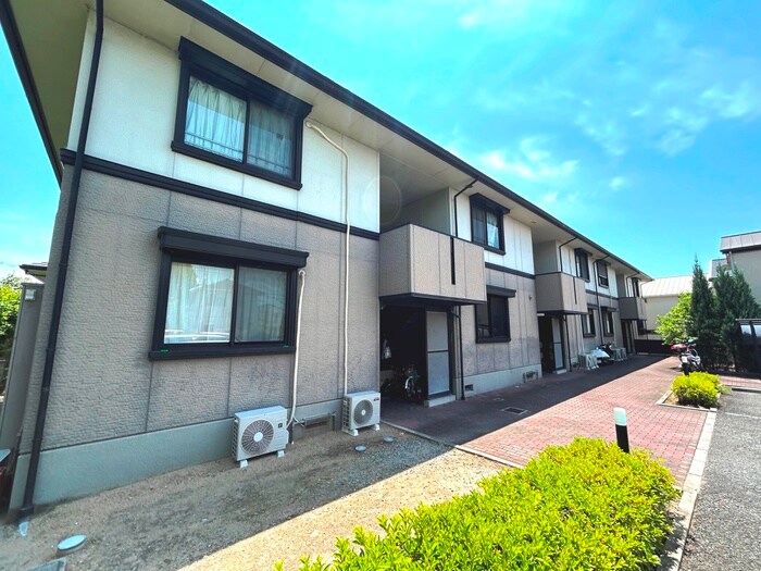 大関満池谷ハイツの物件外観写真