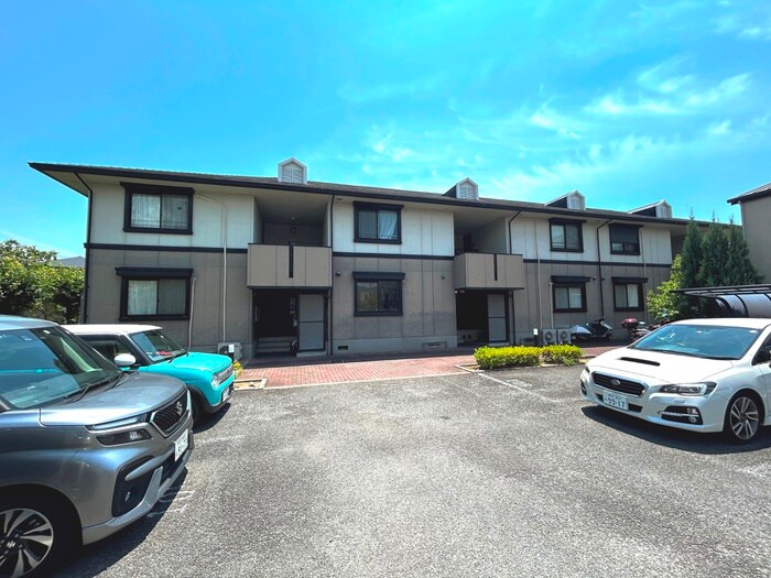 大関満池谷ハイツの物件外観写真