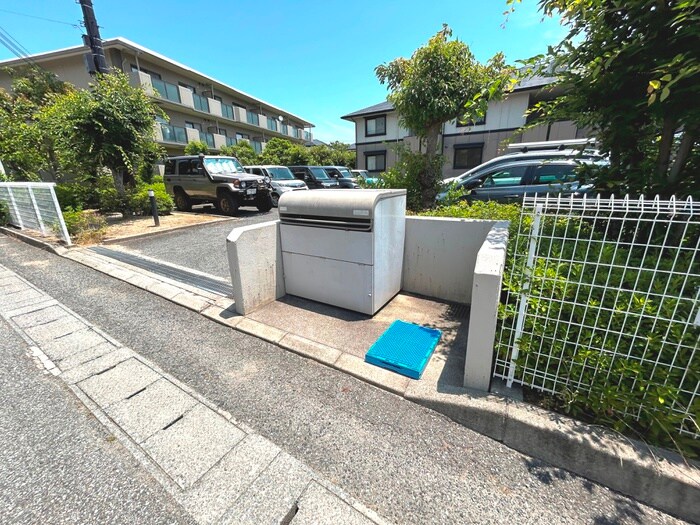 大関満池谷ハイツの物件外観写真