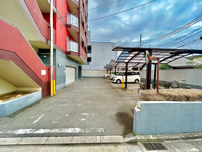 サンメゾンの物件外観写真