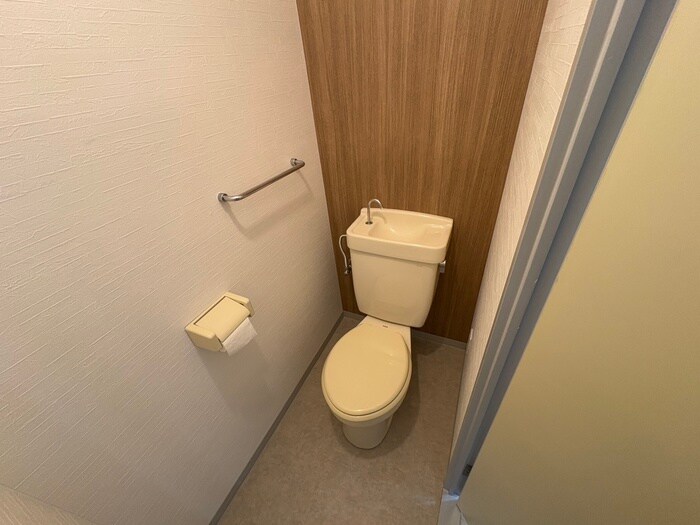 イズミハイツの物件内観写真