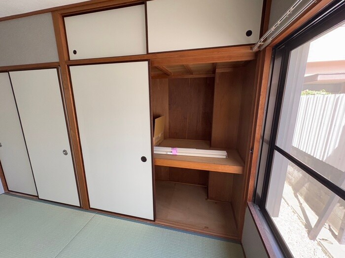 イズミハイツの物件内観写真