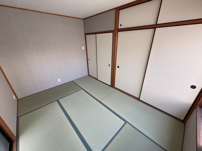 イズミハイツの物件内観写真