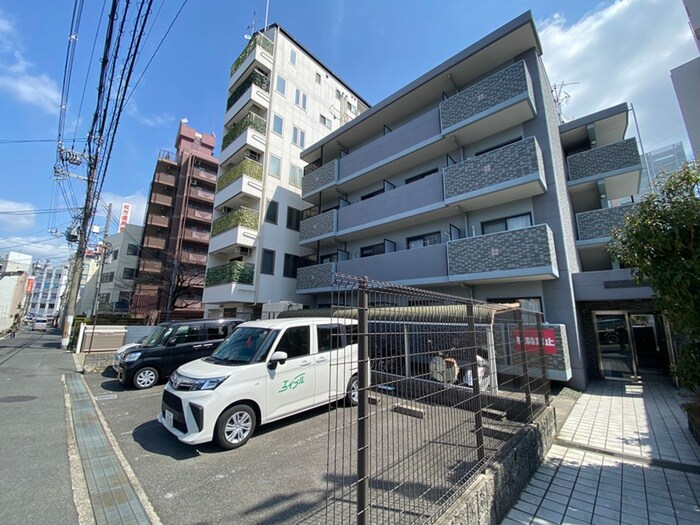 アネシスの物件外観写真