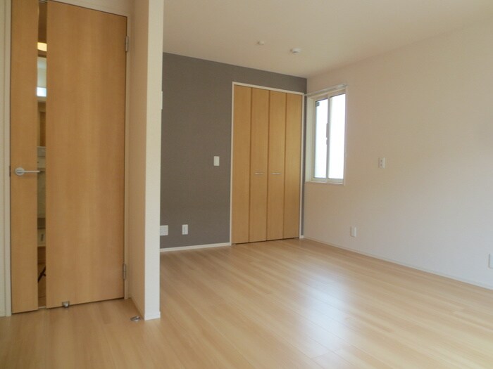 バラドミールの物件内観写真