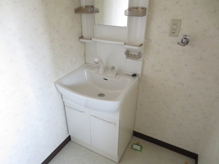 ルピナス壱番館の物件内観写真