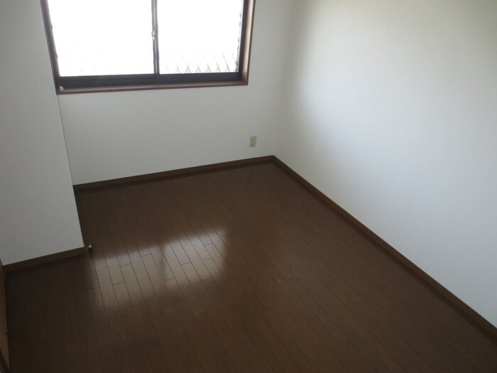 ルピナス壱番館の物件内観写真