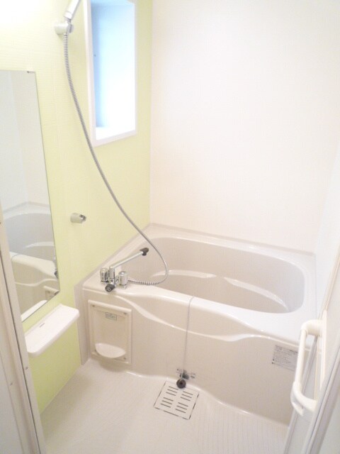 コクリコ富田の物件内観写真