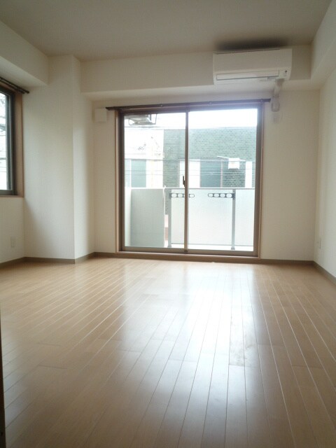 コクリコ富田の物件内観写真