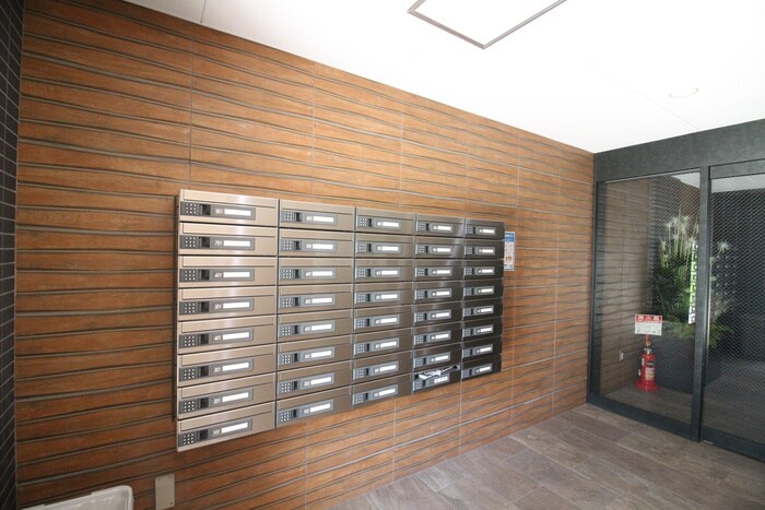 ウインズコート新大阪の物件外観写真