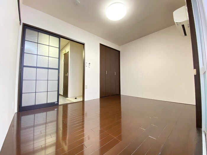 サンハイツ梅津の物件内観写真