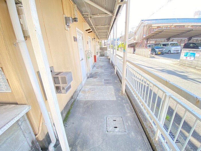 サンハイツ梅津の物件外観写真