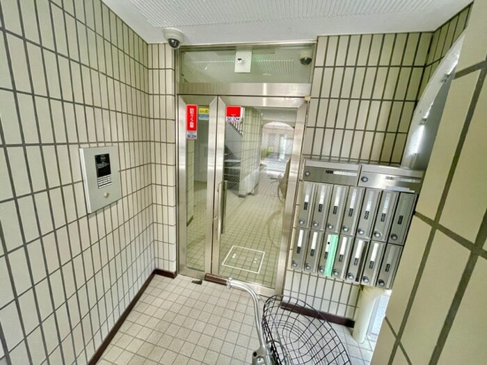 石井ビルの物件外観写真