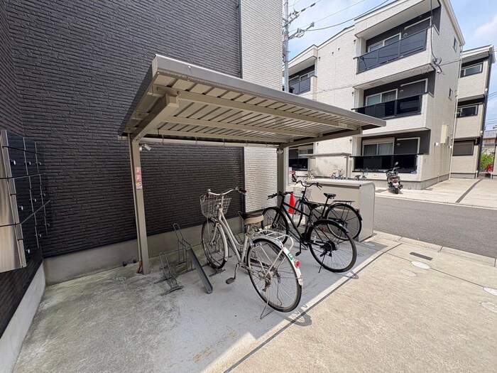 F mirai Dollyの物件外観写真