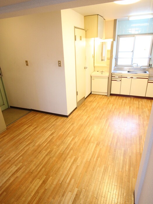 山一寿ハイツの物件内観写真