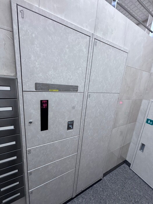 リ－ガル京都烏丸通り(902)の物件外観写真