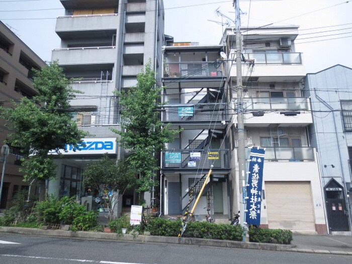 ヤスヒロマンションの物件外観写真