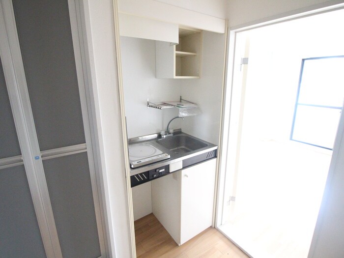 ＰＬＵＳ－０１の物件内観写真