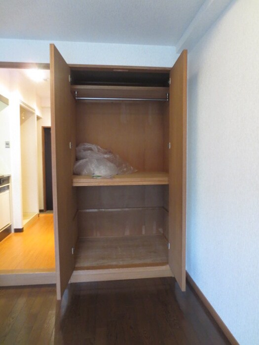 エストリオ曽根の物件内観写真