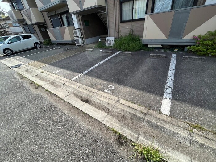 サニーハイツジュンB棟の物件外観写真