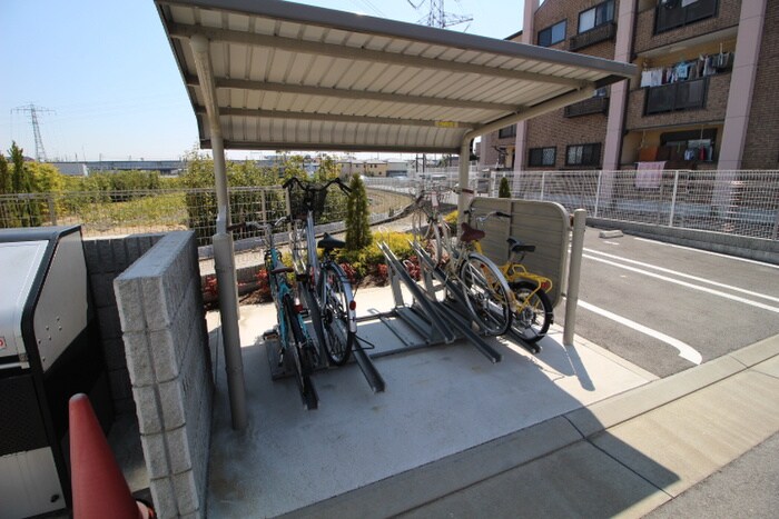 スターブル宝塚の物件外観写真