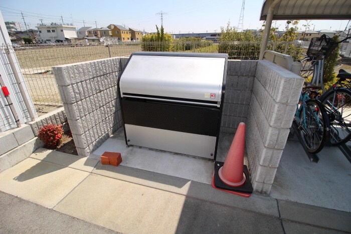 スターブル宝塚の物件外観写真