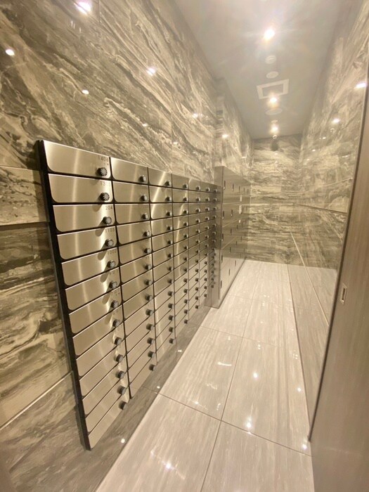 ﾊﾟｰｸﾌﾗｯﾂ弁天町駅前の物件外観写真