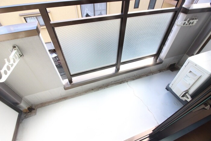 プチハイツ服部の物件内観写真