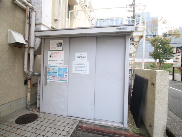 グランベール千里の物件外観写真