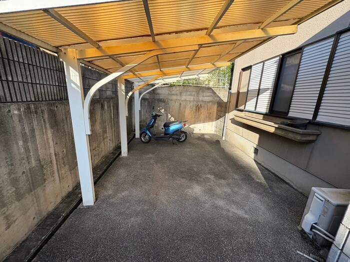 売布ヶ丘スカイハイツの物件外観写真