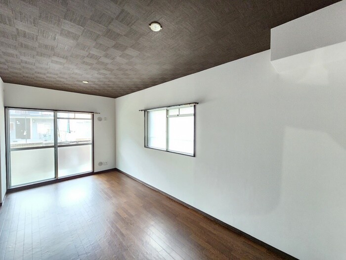 プレアール南亀井Ⅱの物件内観写真