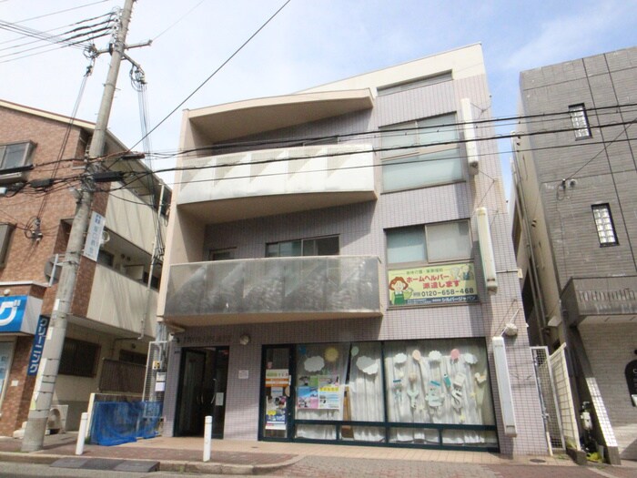 ツカプラッツの物件外観写真