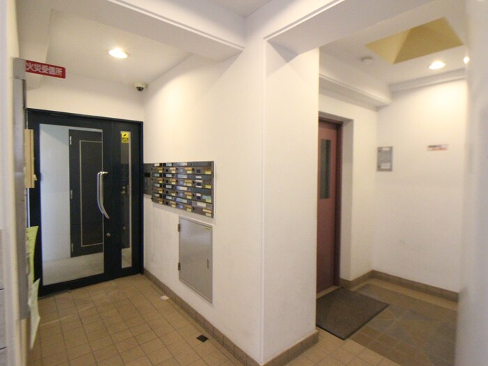 ツカプラッツの物件外観写真