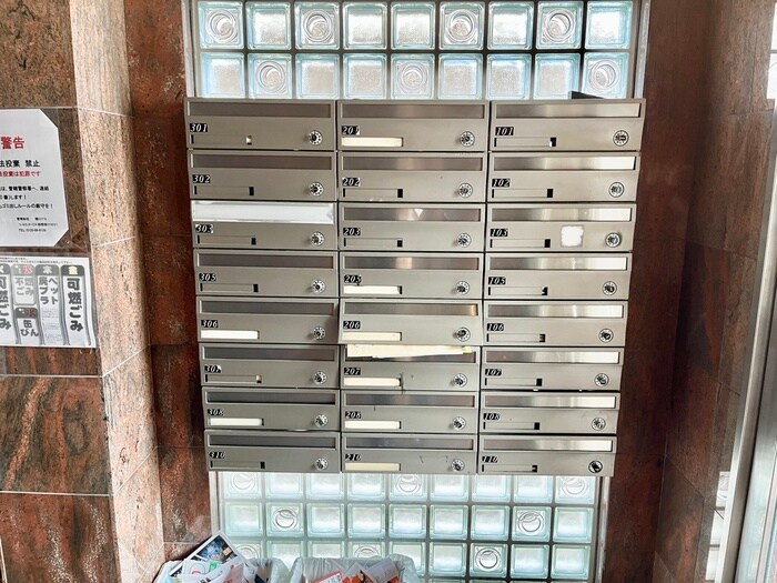 フリーディオ寝屋川の物件外観写真