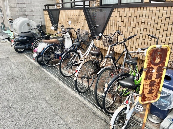 フリーディオ寝屋川の物件外観写真