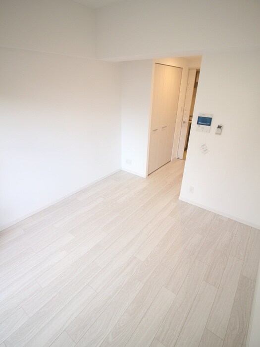 ライジングメゾン新大阪SOUTHの物件内観写真