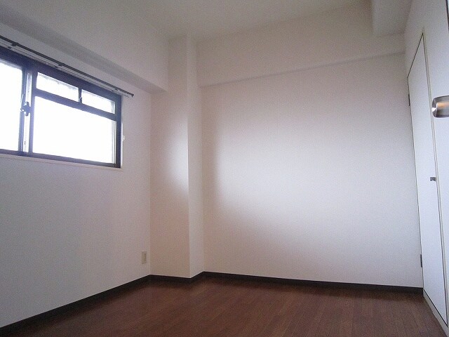 フロ－ラル井上の物件内観写真