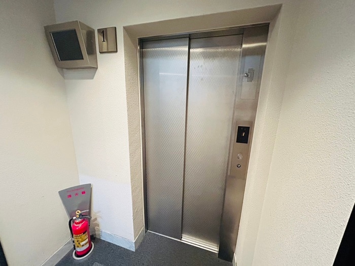 イスターナイマイ鴨川西の物件外観写真