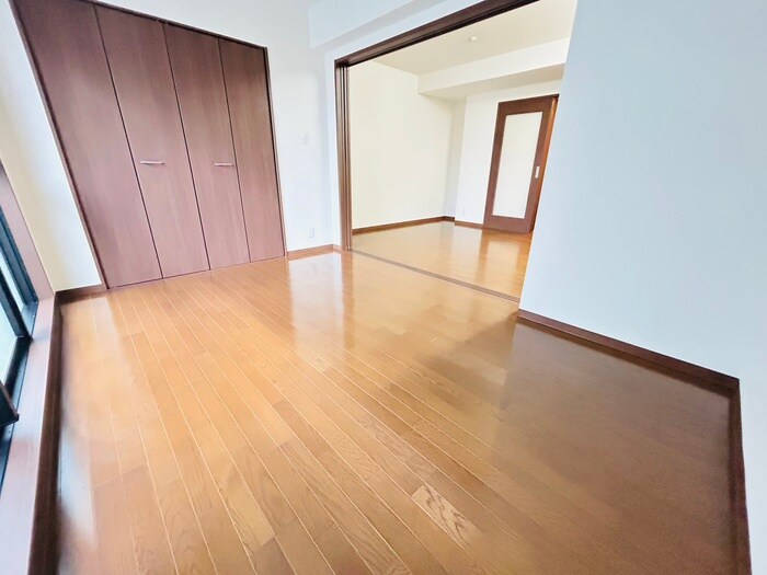 イスターナイマイ鴨川西の物件内観写真