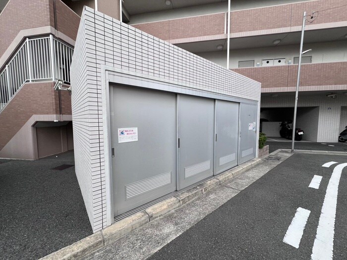 ﾚｼﾞｭ-ﾙｱｯｼｭｱｰﾊﾞﾝｹﾞ-ﾄ(706)の物件外観写真