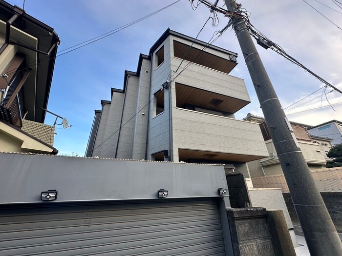 ヴェルメゾン吹田元町の物件外観写真